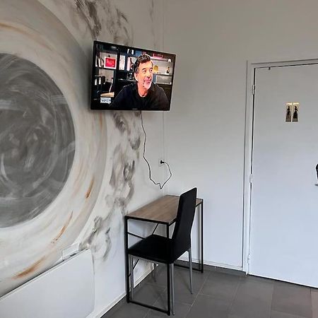 Appartement Idealement Situe Montereau-faut-Yonne Bagian luar foto